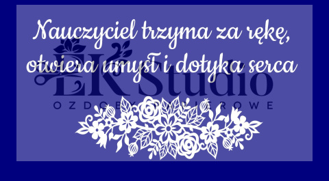 Nauczyciel trzyma... Nauczyciel trzyma...